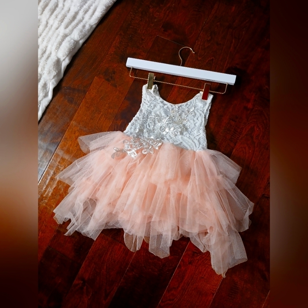 White and Peach Tulle Dress - Picture 2 of 10
